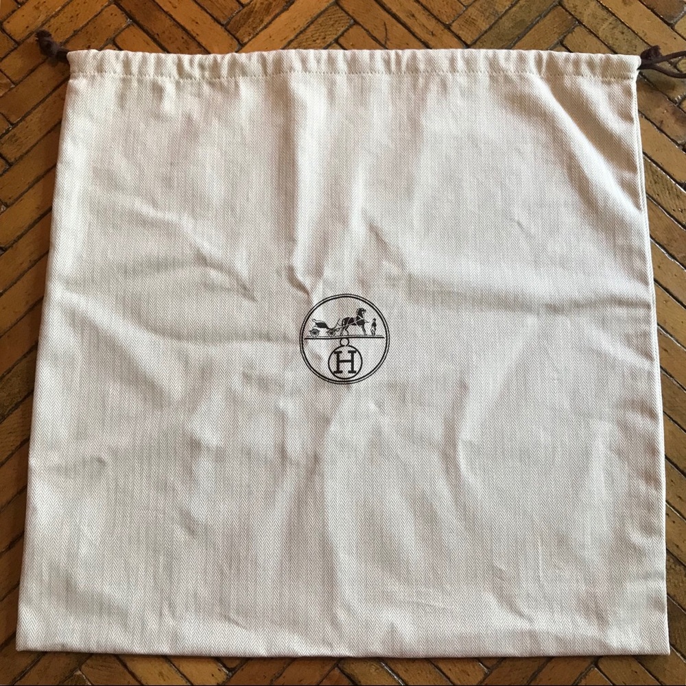 Authentic Hermès Evelyne Duster Bag and Card